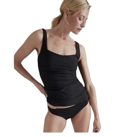 NWT ATHLETA Tankini 32 D-DD Square Neck Black Ruched Sides Removable Cups - Picture 2 of 7